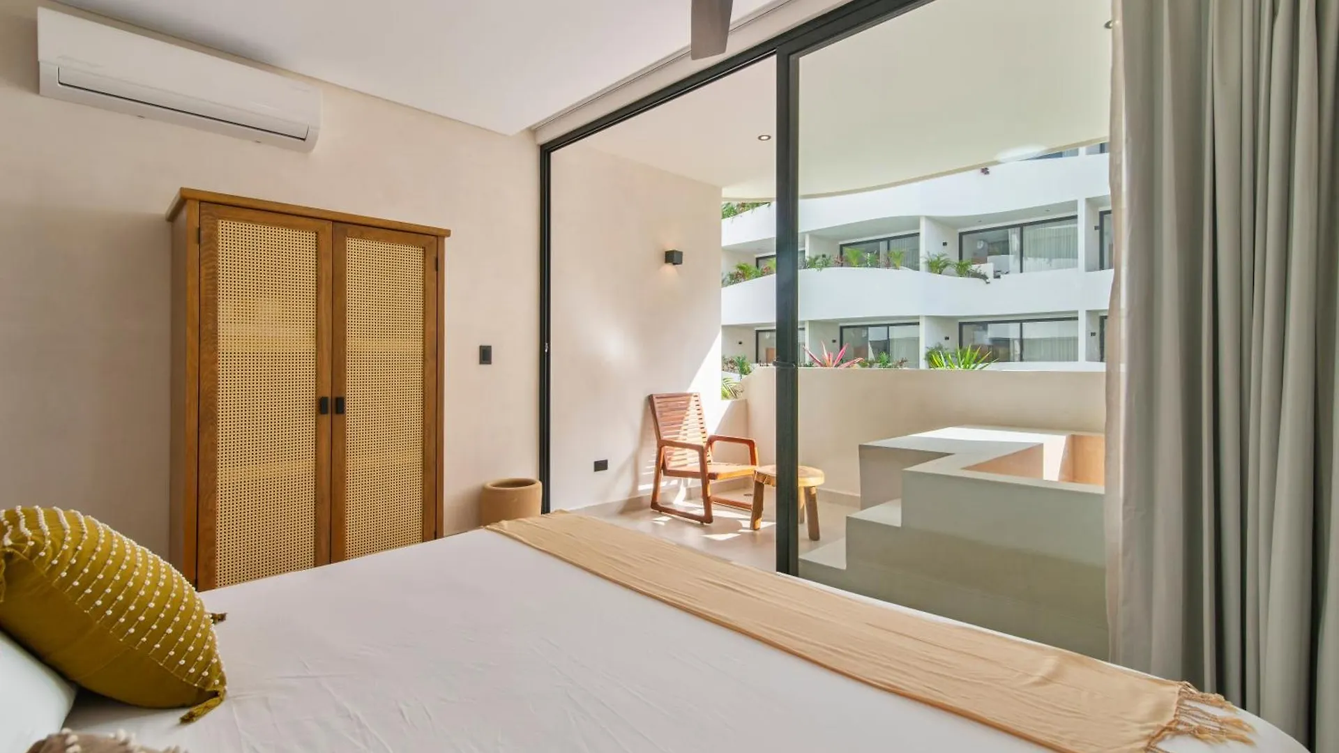 Guest Inn Home - Elements Suites Tulum México