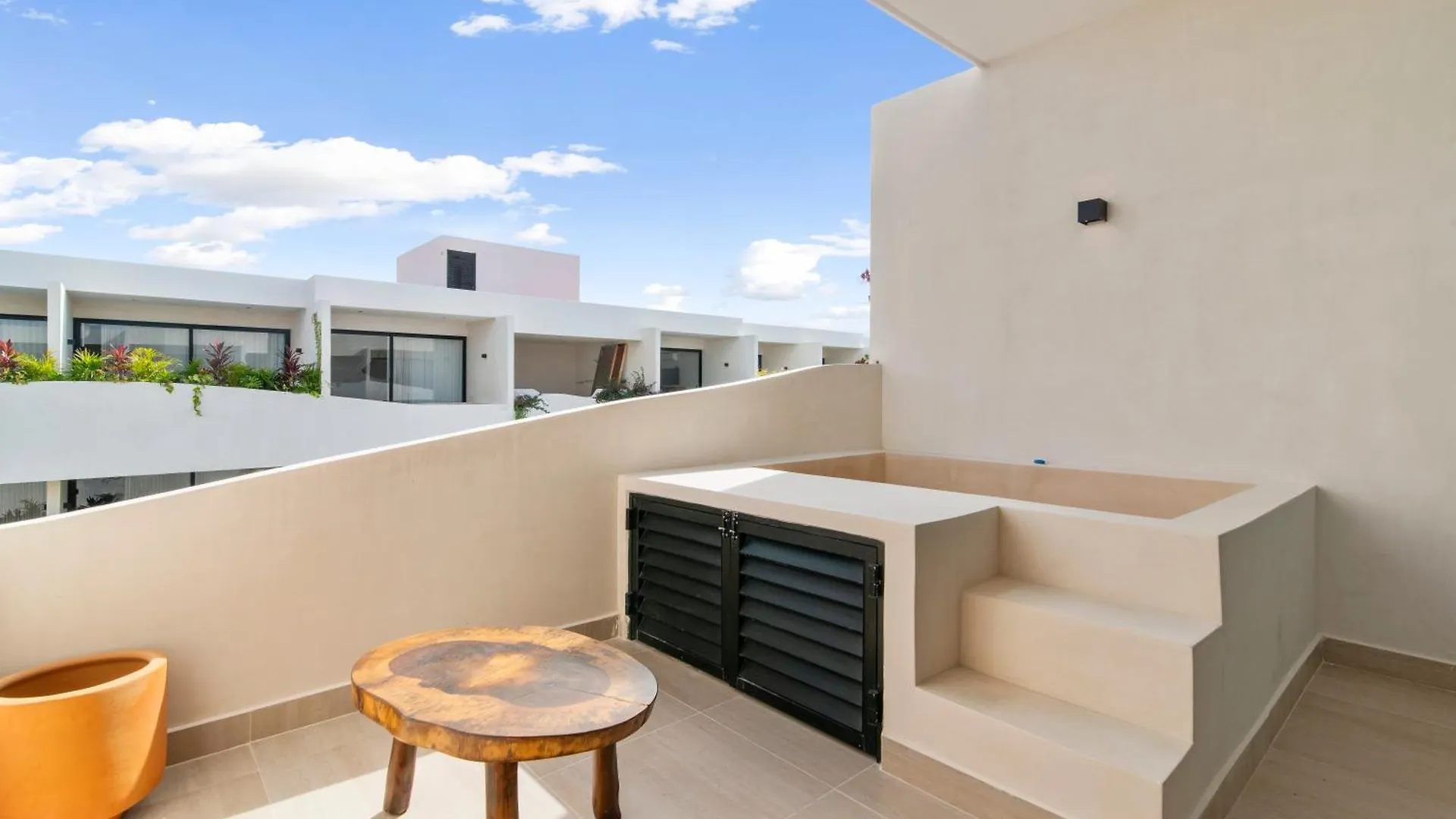 **** Hotel Guest Inn Home - Elements Suites Tulum México